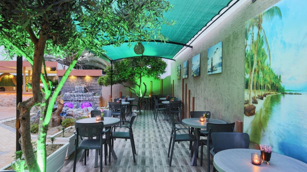 Side Leon Otel Экстерьер фото